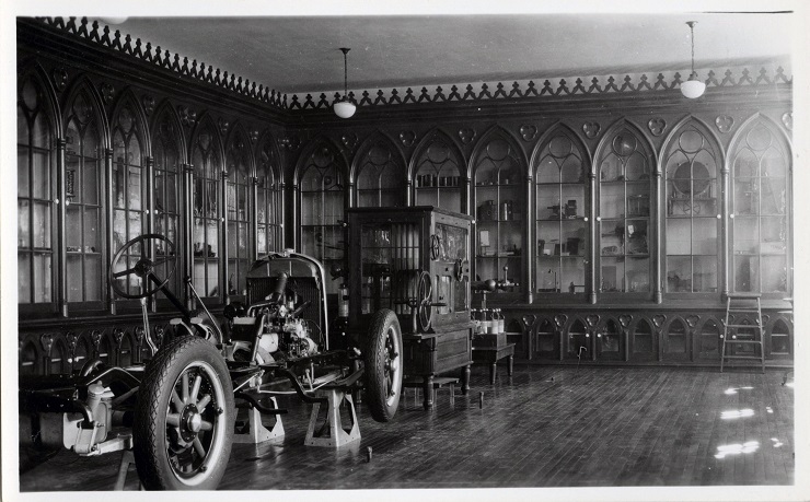 The library before 1927 photo 5